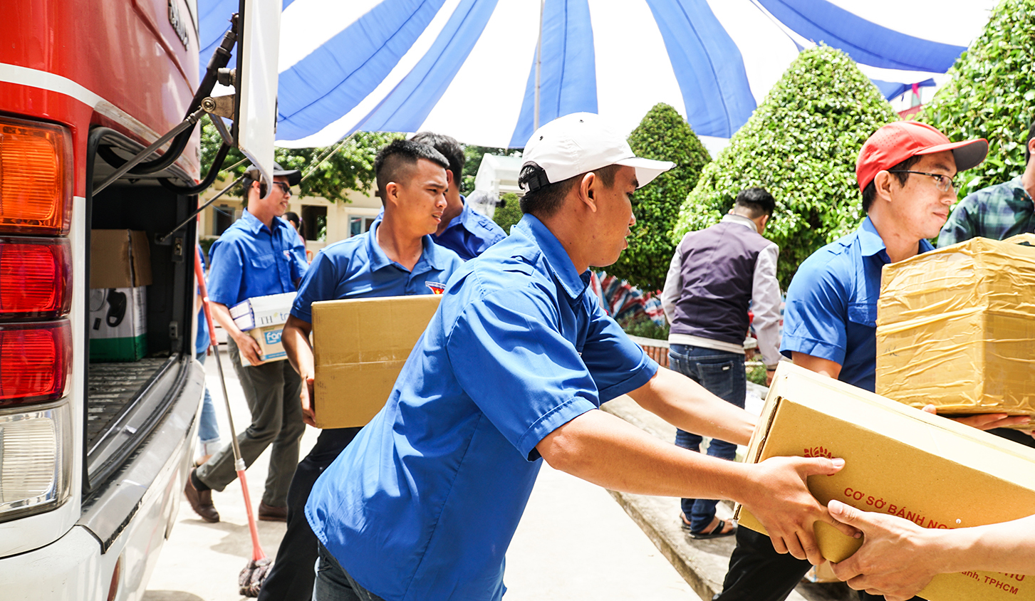 Trung Thu yeu Thuong lan 7-3.jpg                                                                    